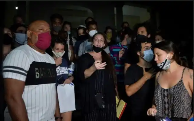 Tania Bruguera dice que policía cubana la «secuestró»