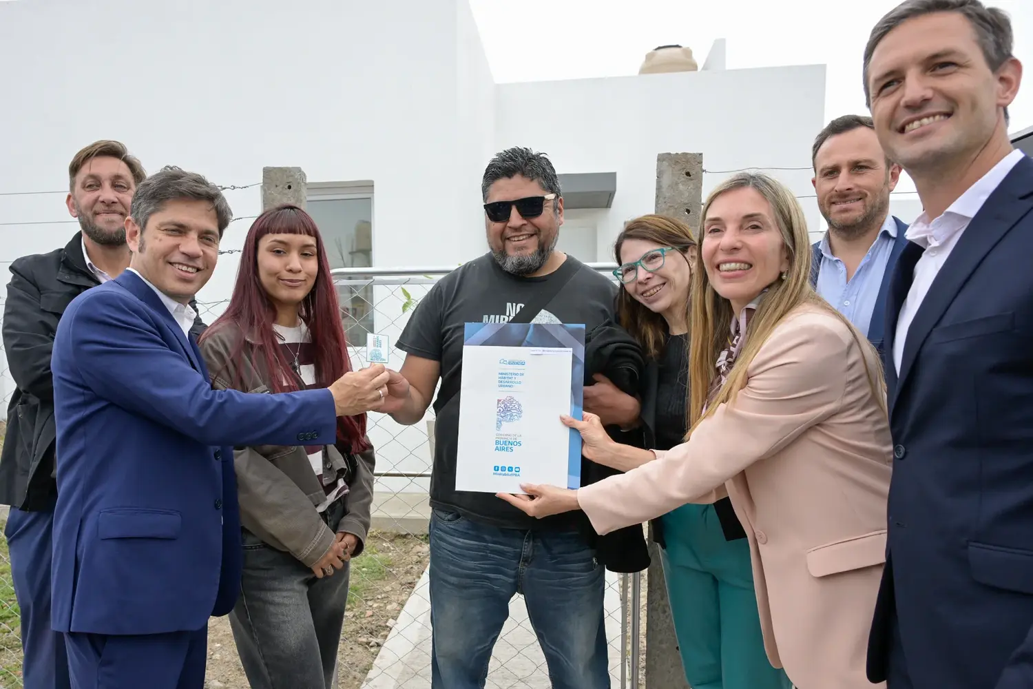 Kicillof cumplió agenda en San Vicente.