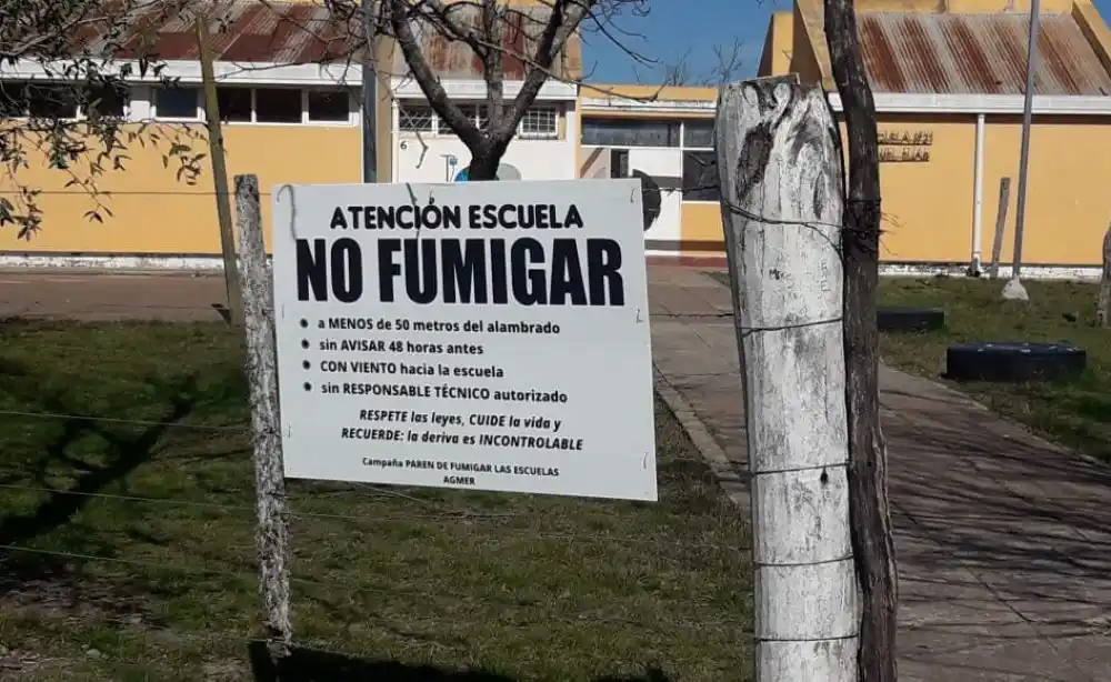 Dos productores amenazaron a una maestra rural y no la dejaron hablar sobre agrotóxicos