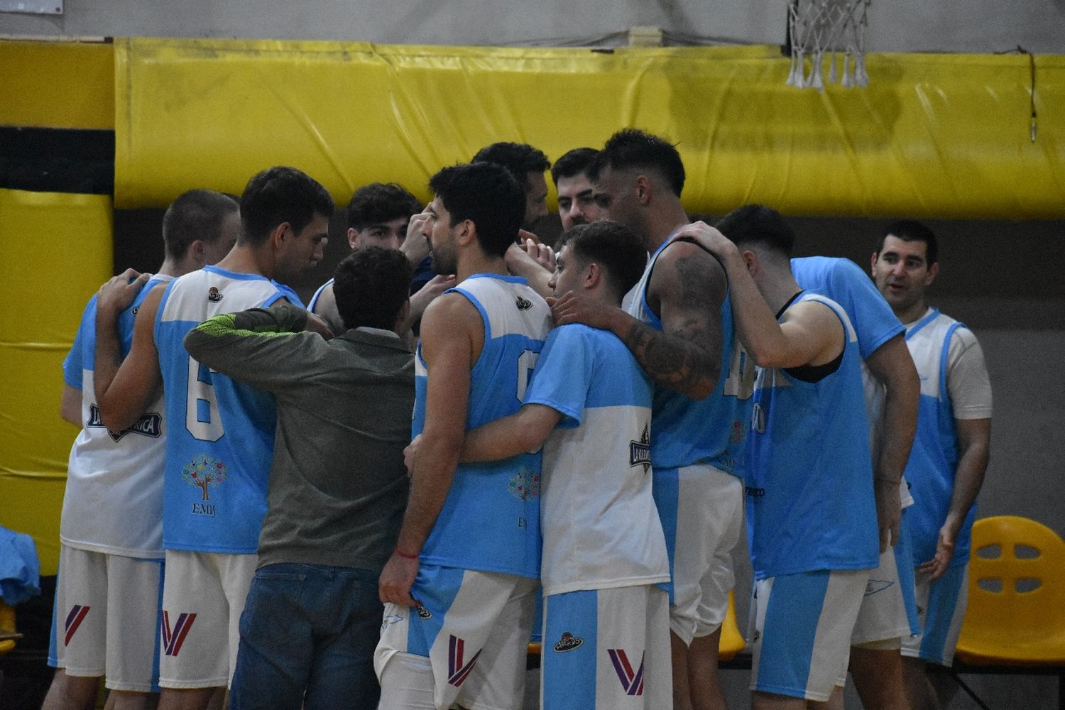 Pre-Federal: con un final agónico, Náutico ganó un partido clave en Pergamino