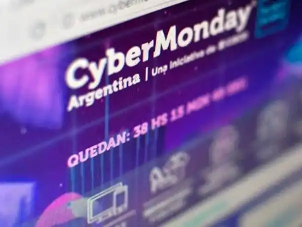Comenzó Cyber Monday 2025, con descuentos online en todo el país