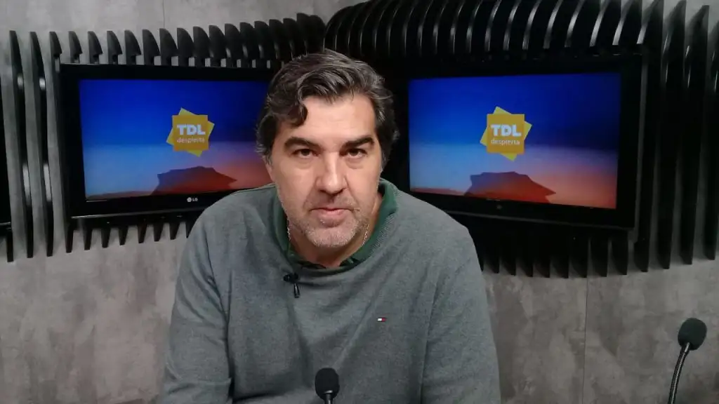 Agustín Usandizaga en el desayuno de Tandil Despierta