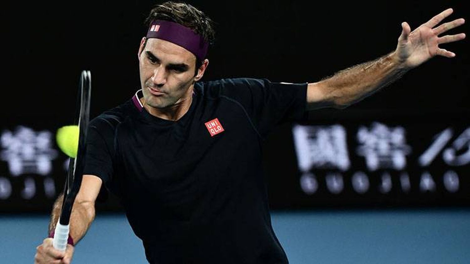 El suizo Federer planea regresar en el abierto de Australia del año próximo