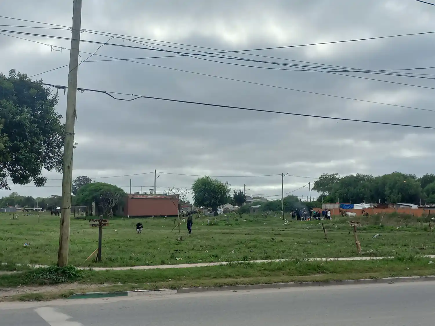 Los vecinos aseguran que no pueden ser desalojados sin una orden.