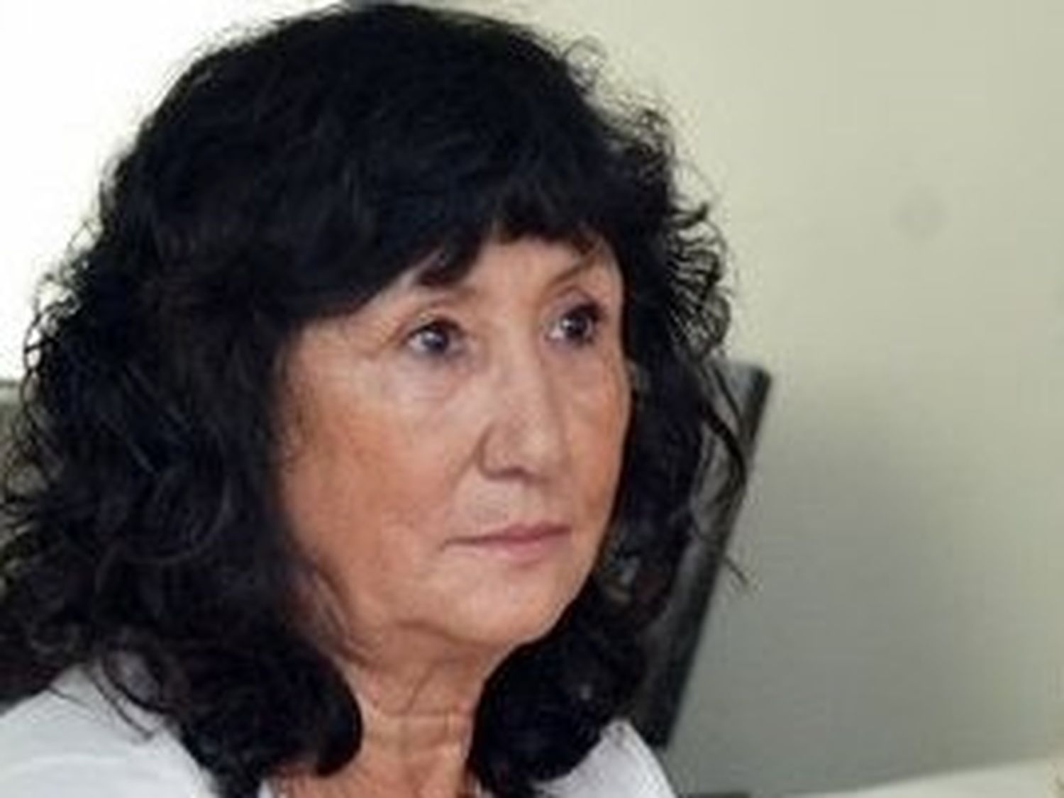 Lunghi aceptó la renuncia de una colaboradora de Unidad Intendente, que trabajaba ad honorem