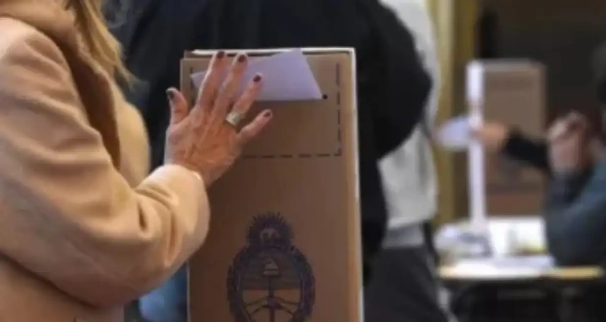 El Código Nacional Electoral establece que los tipos de votos válidos son los "afirmativos".