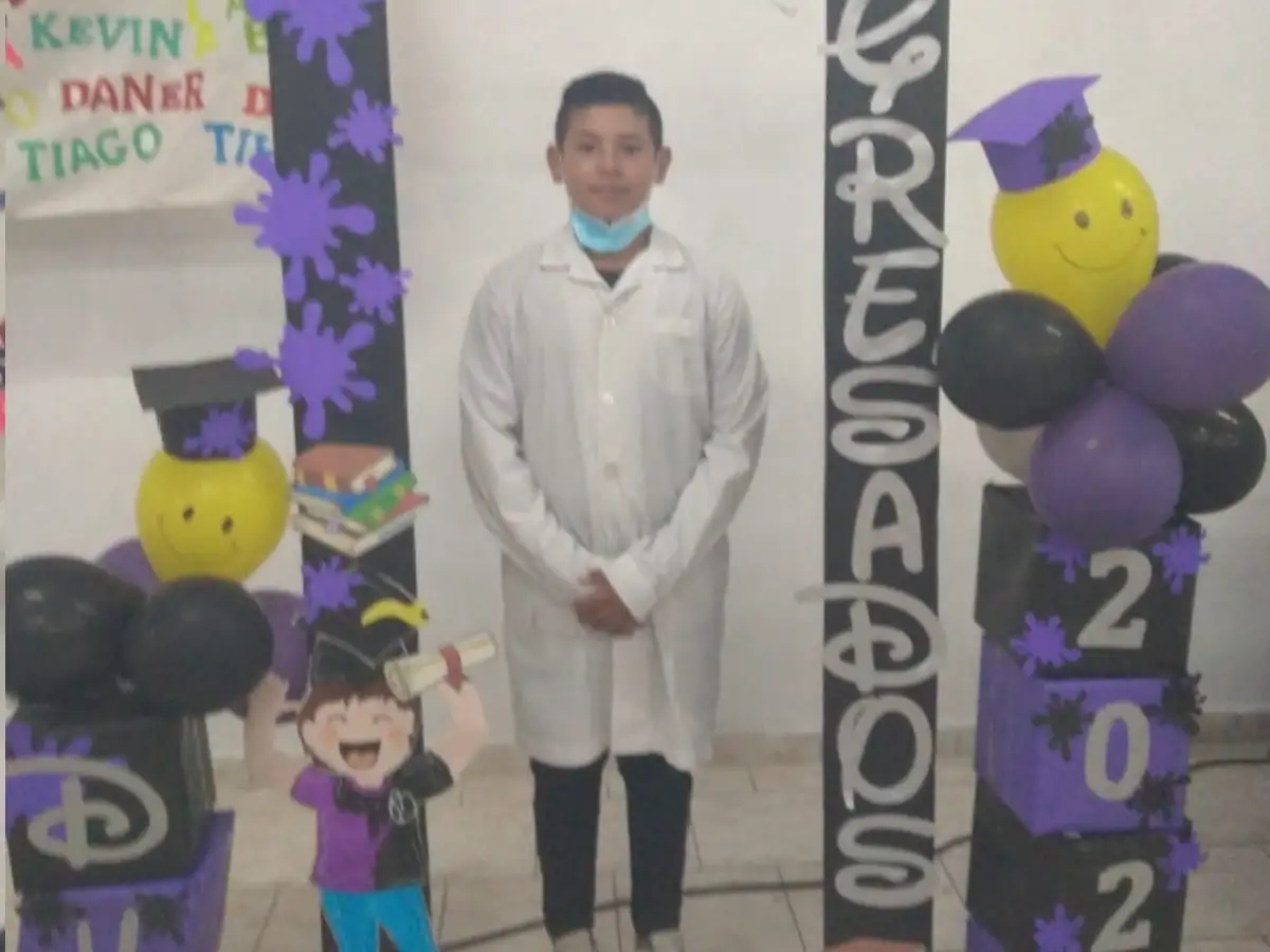 Buscan a un adolescente que se ausentó de su casa en Saturnino María Laspiur 