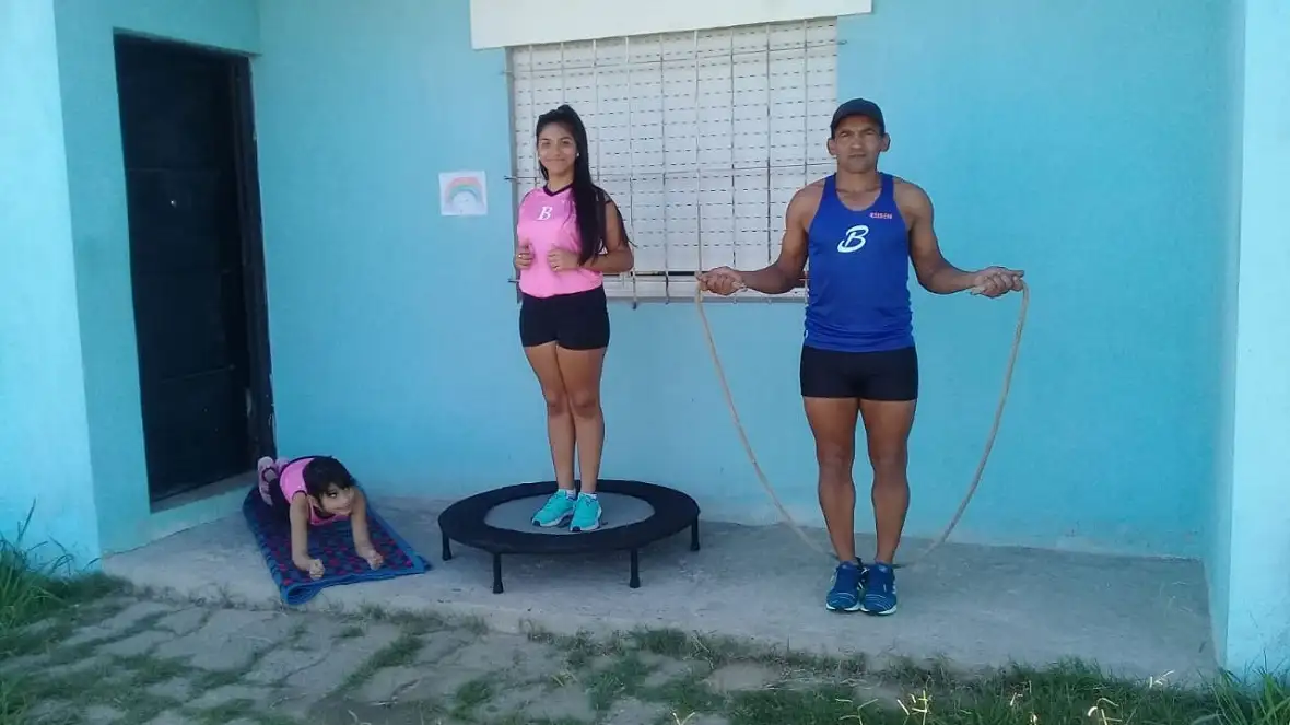 Alejandro Belén: "armé un circuito en mi casa y entreno con las nenas"