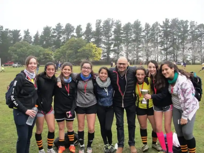 BALCARCE: Más de 180 chicos en un  torneo barrial en Balcarce