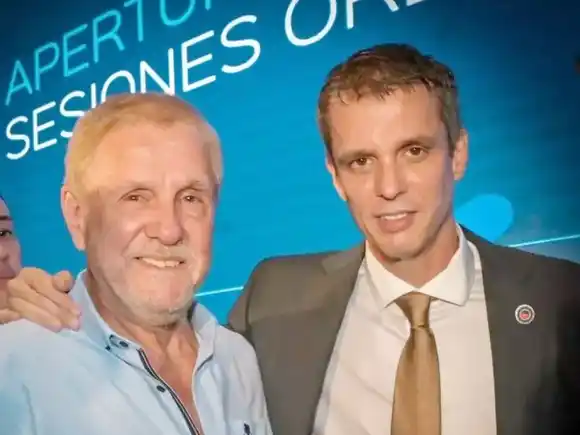 Enrique Cresto se despegó de las críticas de su padre a la conducción del PJ provincial