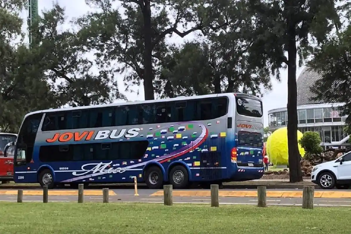 Delicada situación de Jovi Bus: "Si el Estado no ayuda, la empresa dejará de existir"