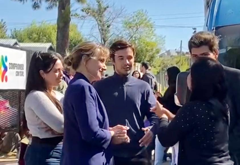 Malena Galmarini entregó donaciones en Jardín de Infantes de Rincón de Milberg: reprochó la falta de mantenimiento