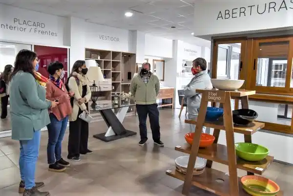 Dos chascomunenses comienzan aprendizaje y formación en puestos reales de trabajo