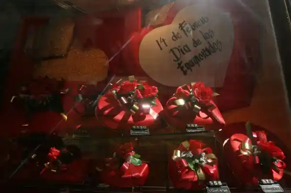 Día de los enamorados: Las ventas cayeron 3,4%