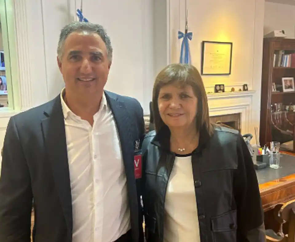 Gonzalo Santamarina y Patricia Bullrich
