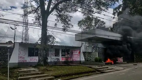 POPAYÁN EN LLAMAS revueltas dejan un muerto y 20 heridos de gravedad