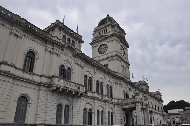 El lunes no habrá actividades en la administración provincial 