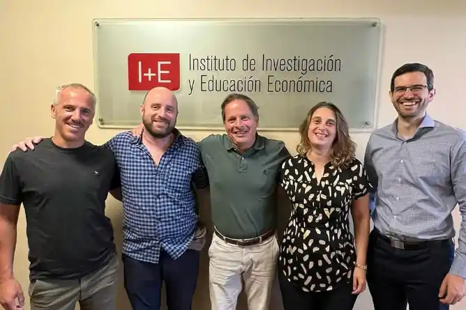 Chascomús impulsa proyectos educativos con la Fundación I+E
