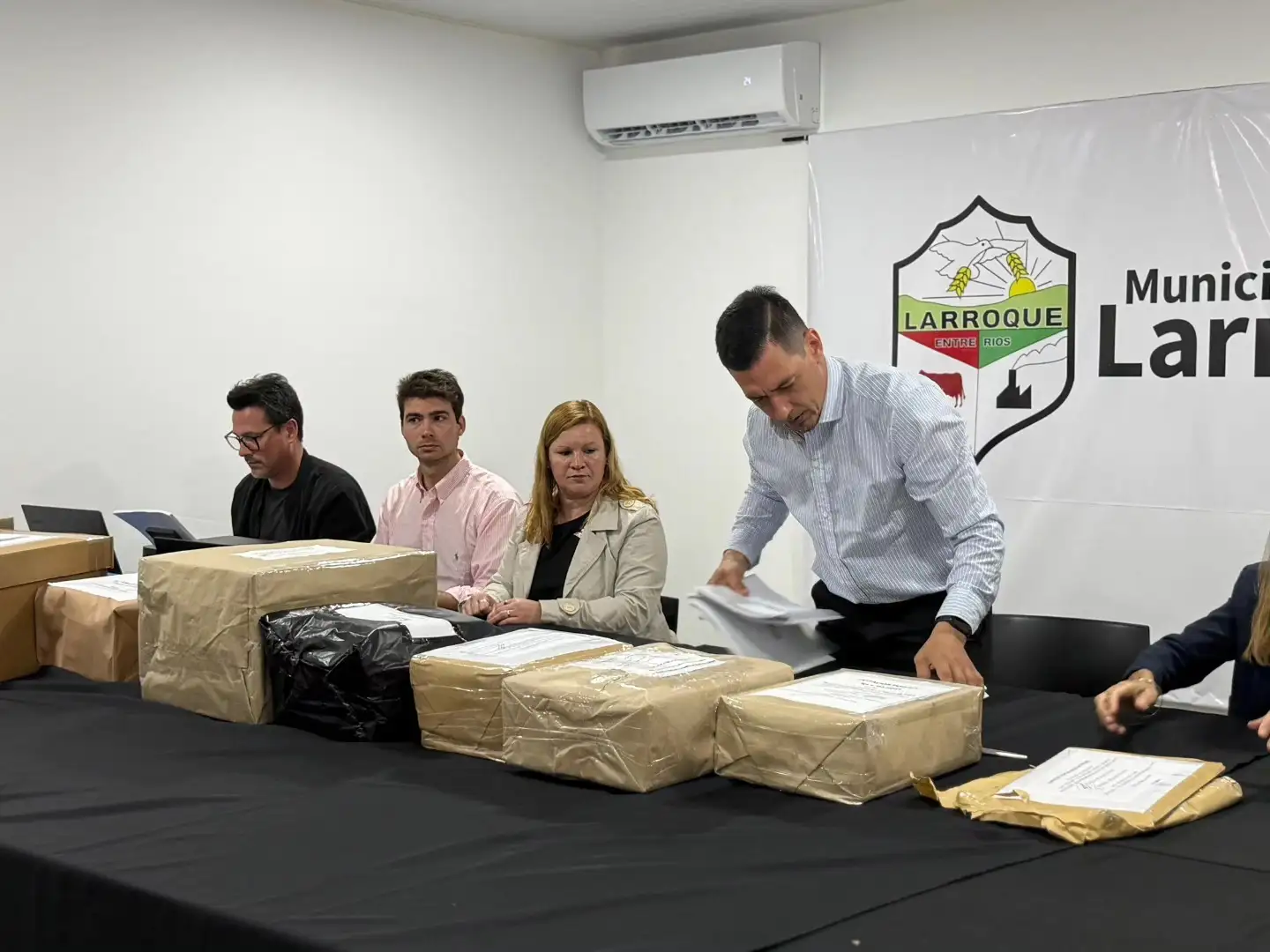 Realizan apertura de sobres de licitación para culminar el nuevo edificio de la escuela técnica
