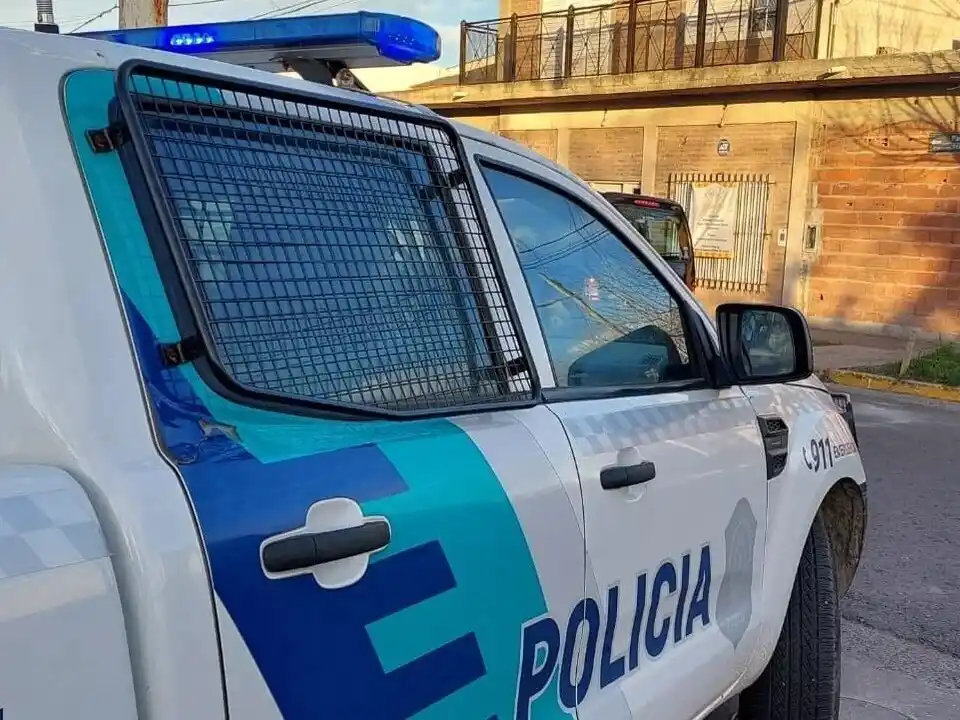 Las víctimas son un efectivo de la Bonaerense y un ladrón.