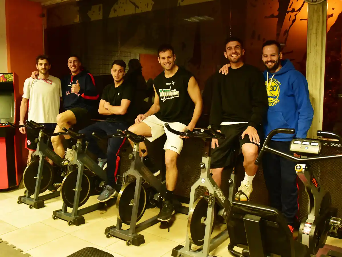 Se alista para seguir en carrera