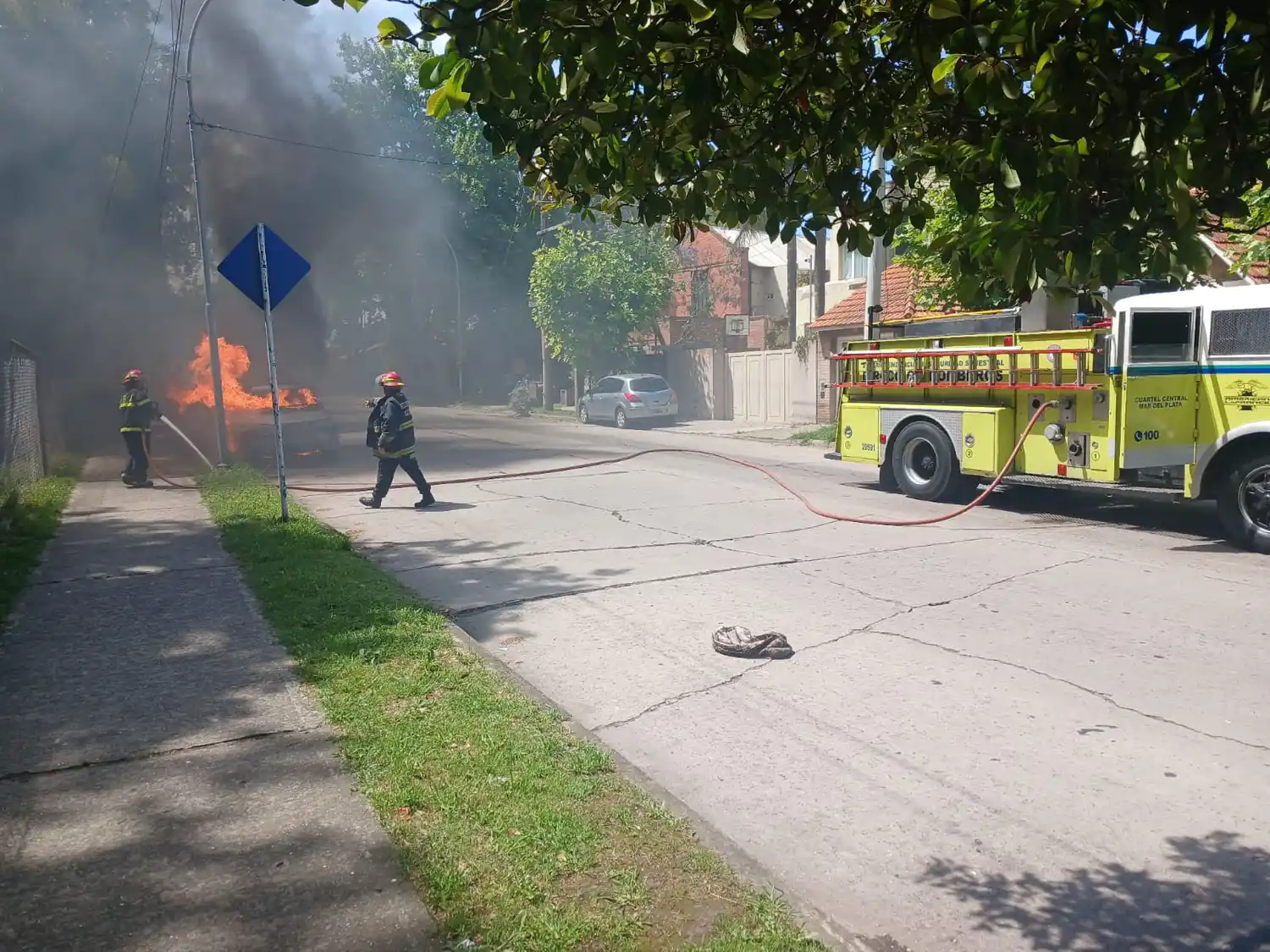 En el lugar trabajó personal del Cuartel de Bomberos del Centro y Defensa Civil.