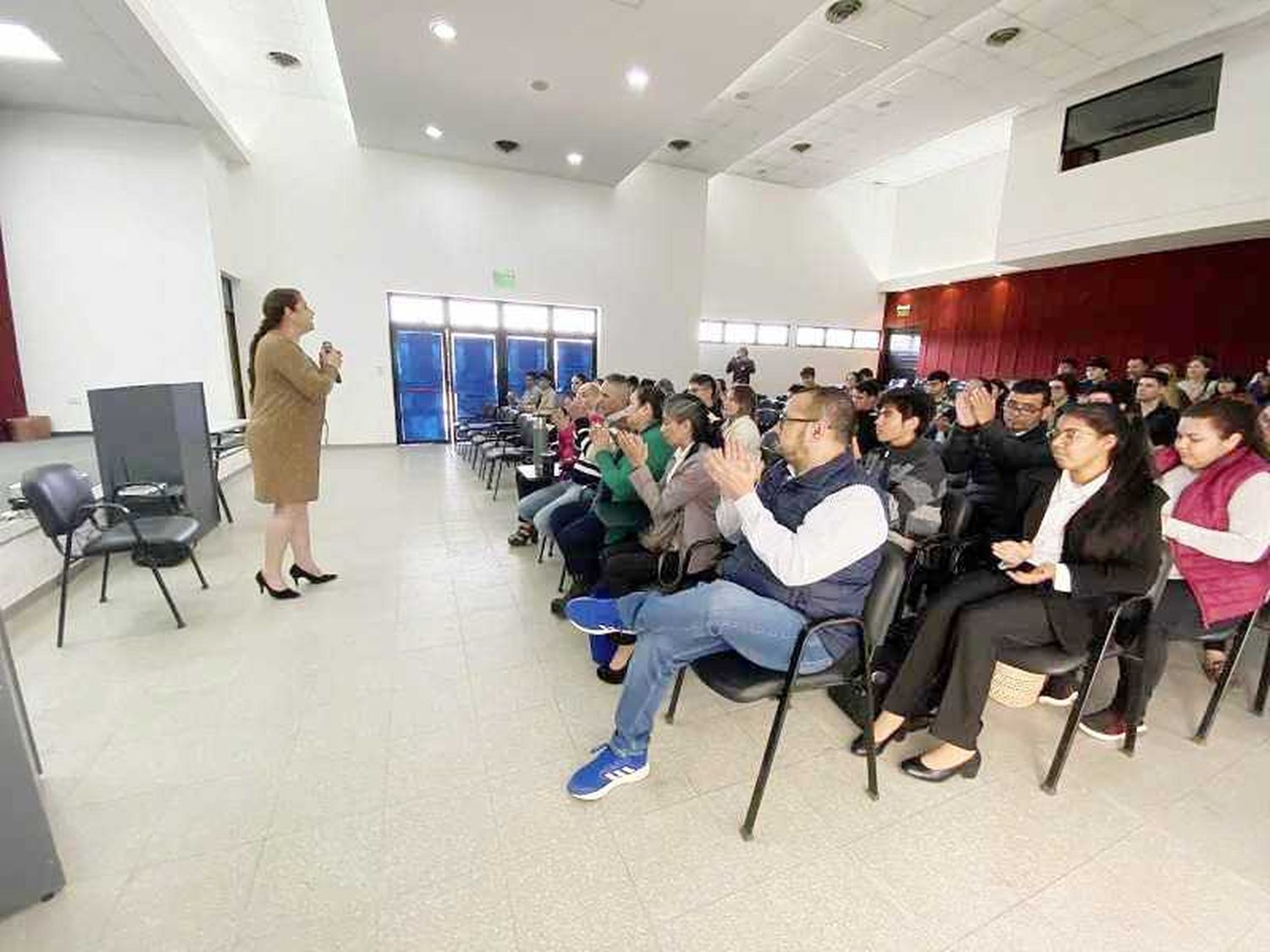 Dos estudiantes del Nivel Medio representarán 
a Formosa en las Olimpíadas de Filosofía