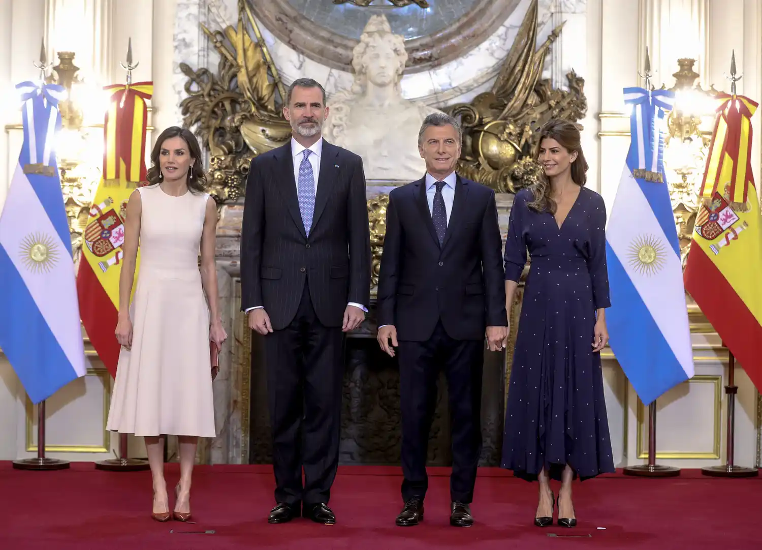 El rey Felipe VI de España apoyó "todos los programas de reformas"