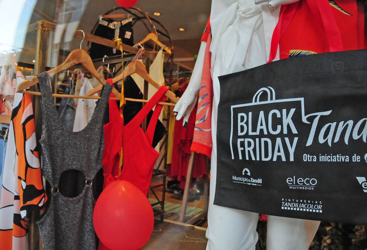 Comerciantes contentos por el notable éxito de los primeros días del Black Friday