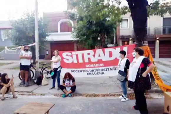 Los docentes universitarios convocan a estudiantes a una gran asamblea virtual