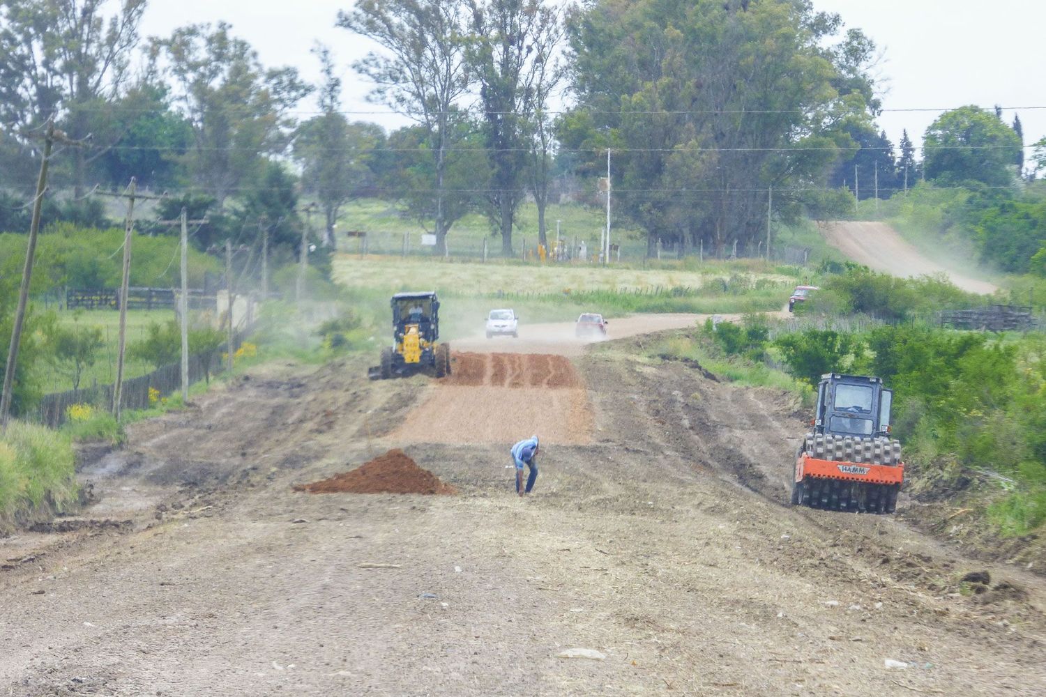 Planifican tareas viales en caminos, puentes y accesos del departamento Tala