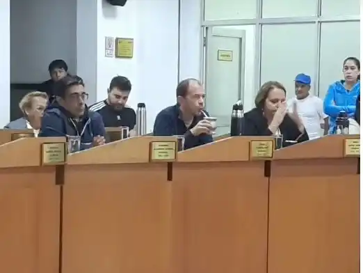 El HCD de Berisso archivó la denuncia contra un concejal acusado de violencia de género: el edil votó en su propio favor