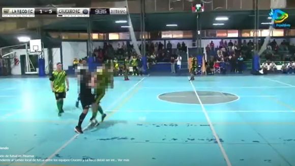 Brutal agresión en la liga de futsal de Pinamar: un jugador atacó a un árbitro y suspendieron el partido