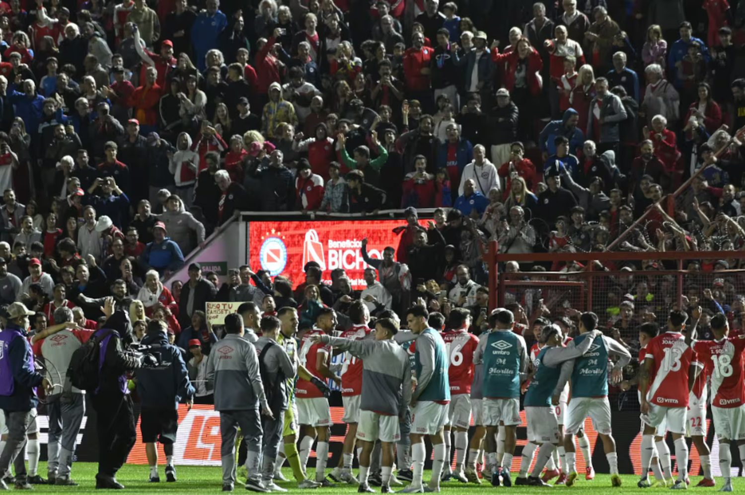 Tragedia en La Paternal: murió un hincha de Argentinos Juniors en pleno triunfo ante Instituto