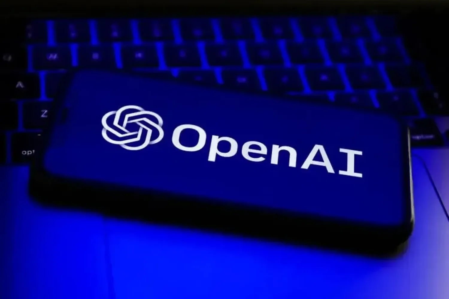 La IA de OpenAI solo necesita 15 segundos de audio para clonar una voz