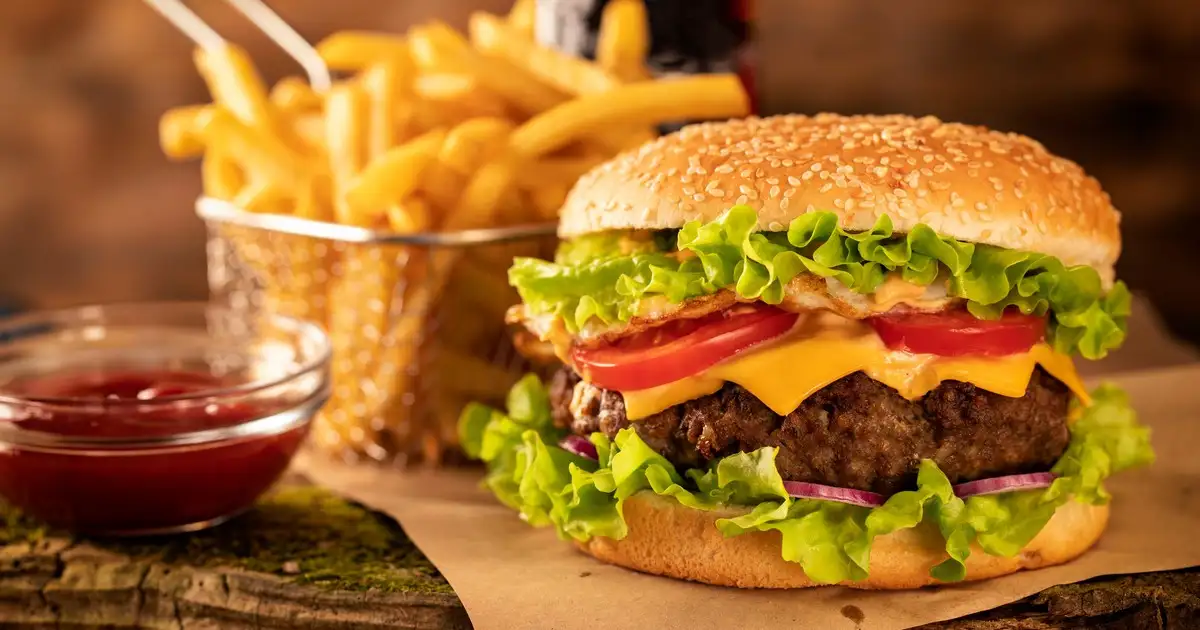 "Una dieta equilibrada no significa que esté relacionada con restricciones o con prohibiciones", subrayó.
