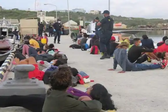 ¿ESTAMPIDA HUMANA? En 2022 aumentarán a 8,9 millones los migrantes venezolanos