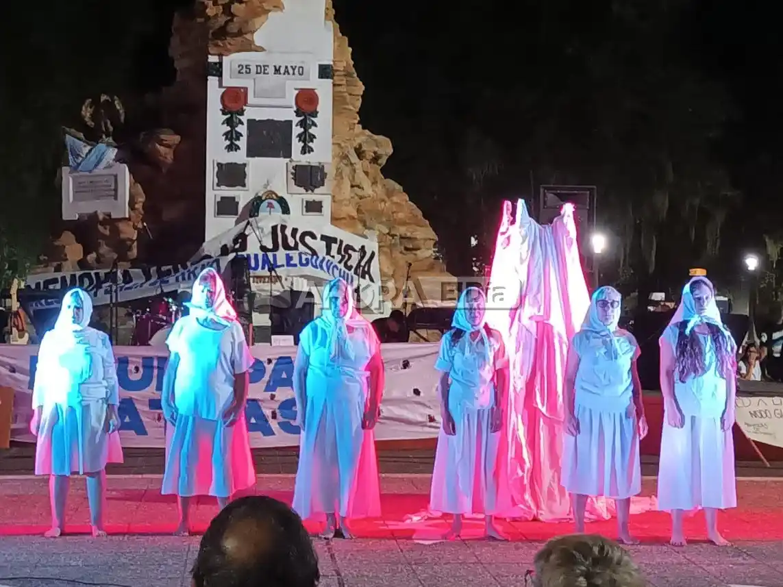 24m marcha dia de la memoria 2025