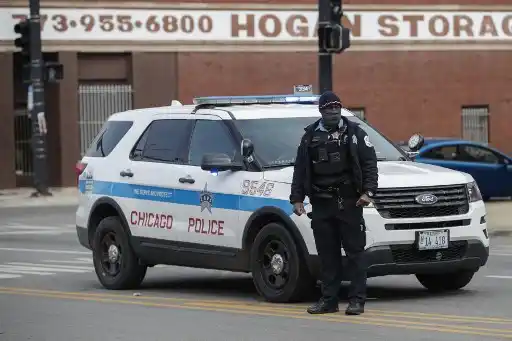 Tiroteo en Chicago deja al menos dos muertos y 13 heridos