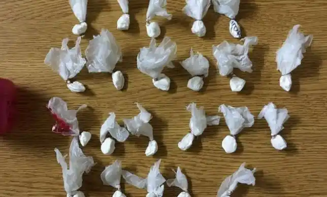 Vendían droga en la playa y fueron detenidos