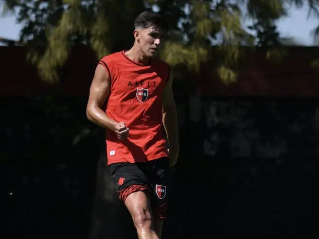 Newell's oficializó la llegada del defensor Martín Ortega sobre el cierre del mercado de pases