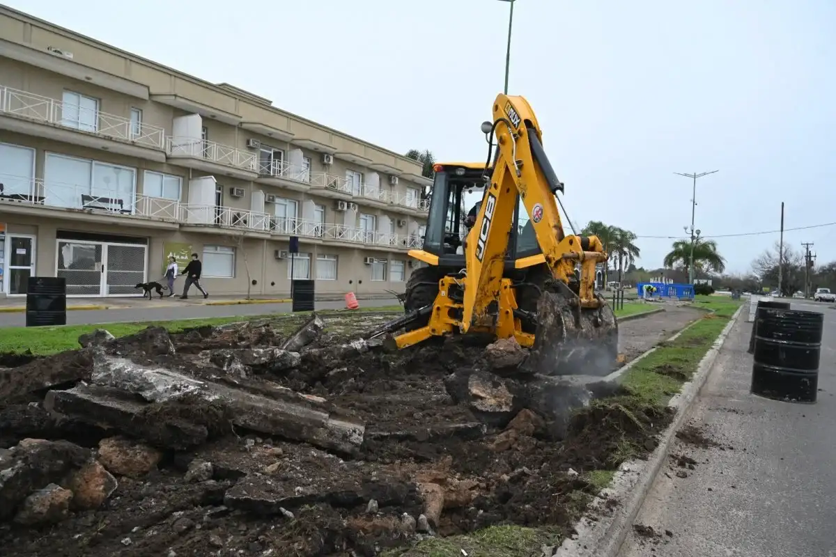 Comenzó la reconstrucción de las plazoletas de Avenida Parque: en qué consistirán las obras