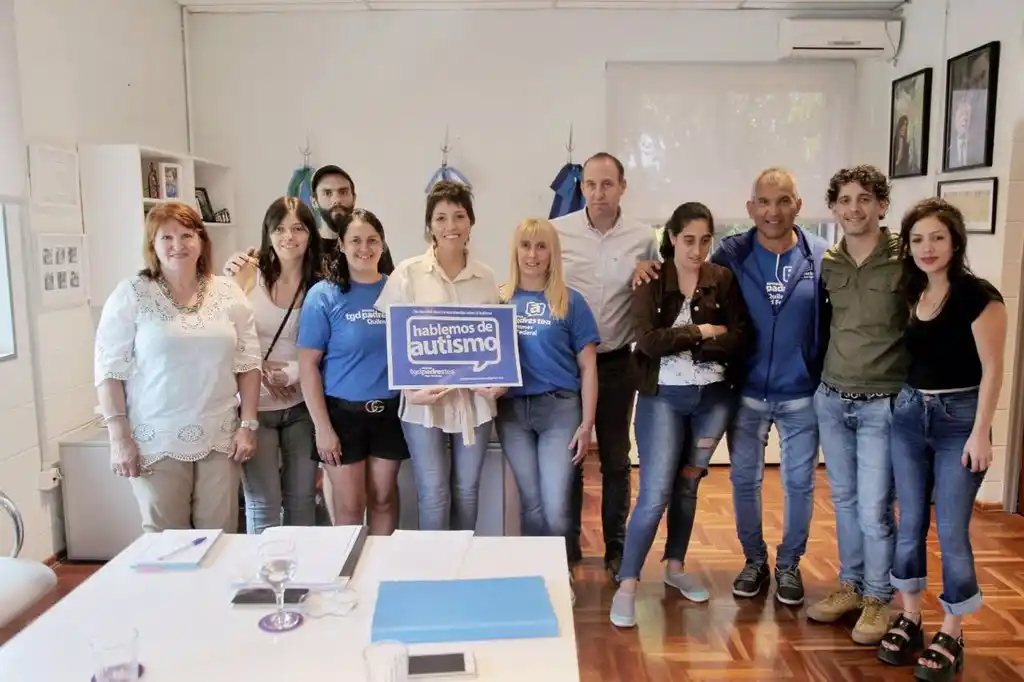 Quilmes: Mayra Mendoza se reunió con padres de chicos con autismo