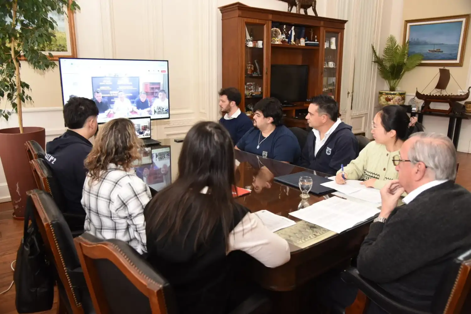 El Municipio impulsará un vínculo educativo entre Tandil y la ciudad china de Dalian para capacitar a profesores y estudiantes locales.