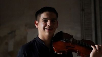 Emanuel Villalba, la joven promesa del violín en nuestra ciudad