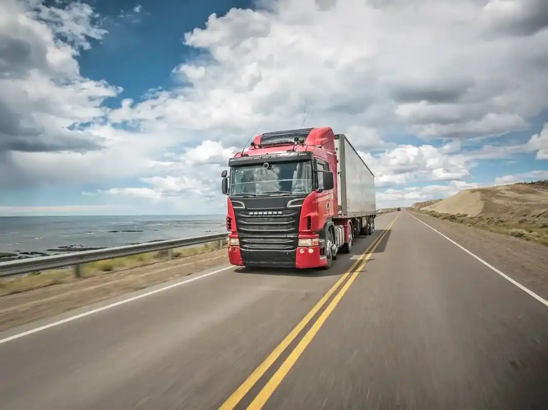 Capacitarse en gestión de empresas de transporte: Una puerta concreta a nuevas oportunidades laborales