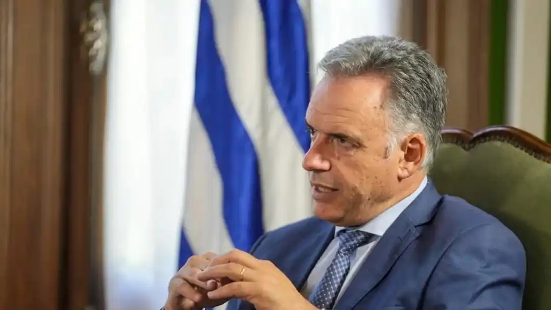 Yamandú Orsi visitó China.