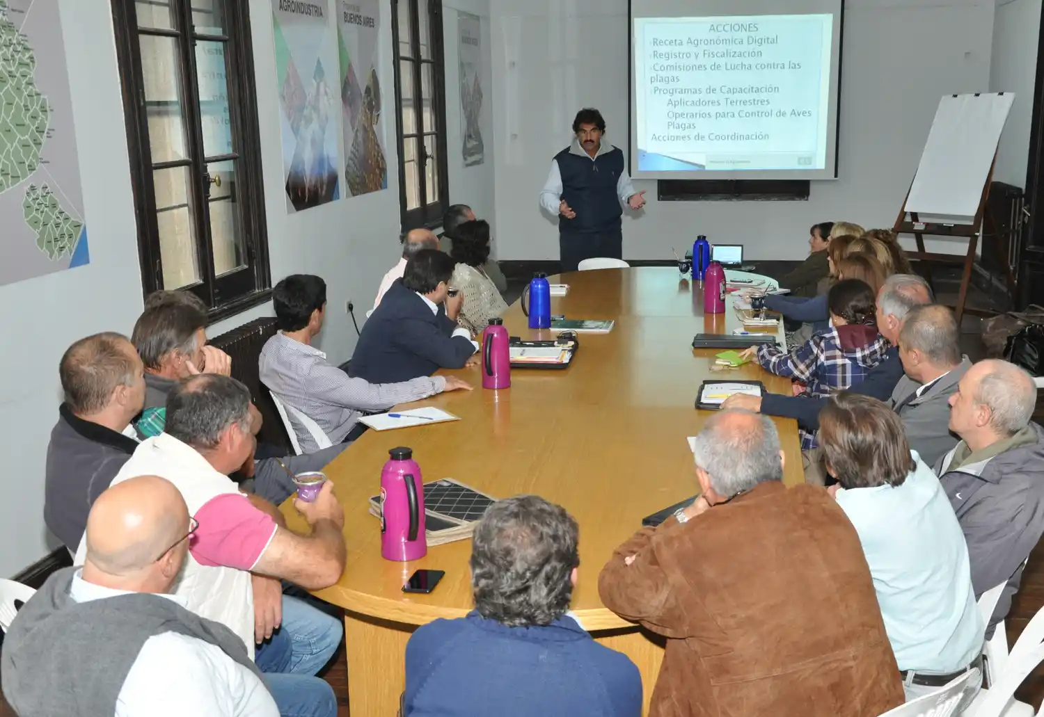 Sarquis se reunió con inspectores zonales de sanidad vegetal