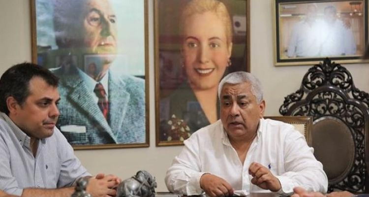 Evalúan alternativas a la operación tras la doble fractura de peroné de Cecilio Salazar