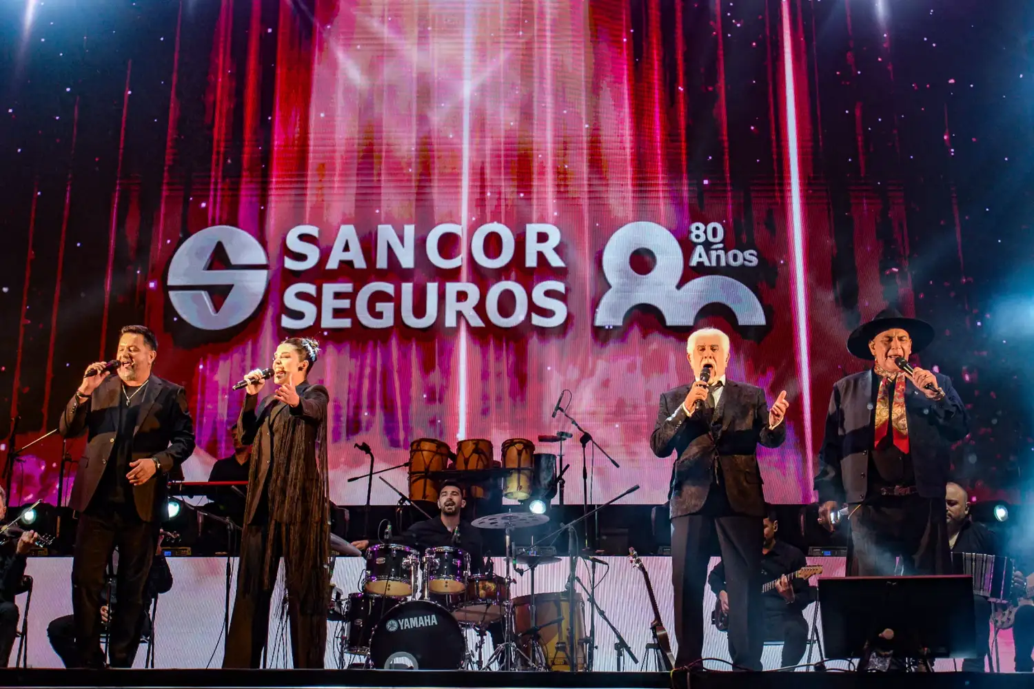 Sancor Seguros celebró sus 80 años con un evento multitudinario y un show de drones - 3